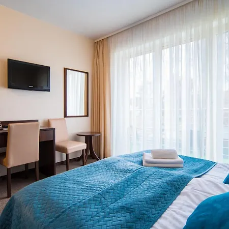 Nad Zalewem Dziwnówek