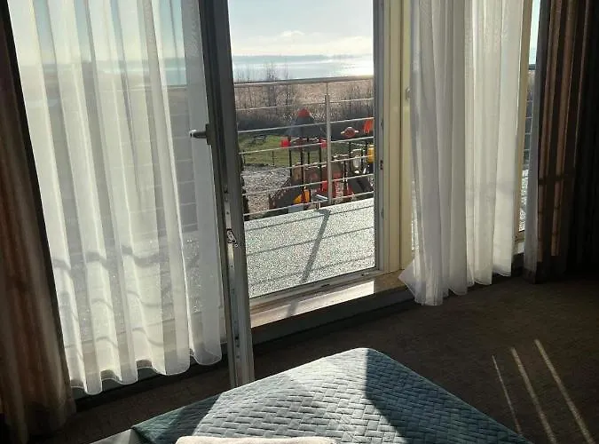 Nad Zalewem * Dziwnówek